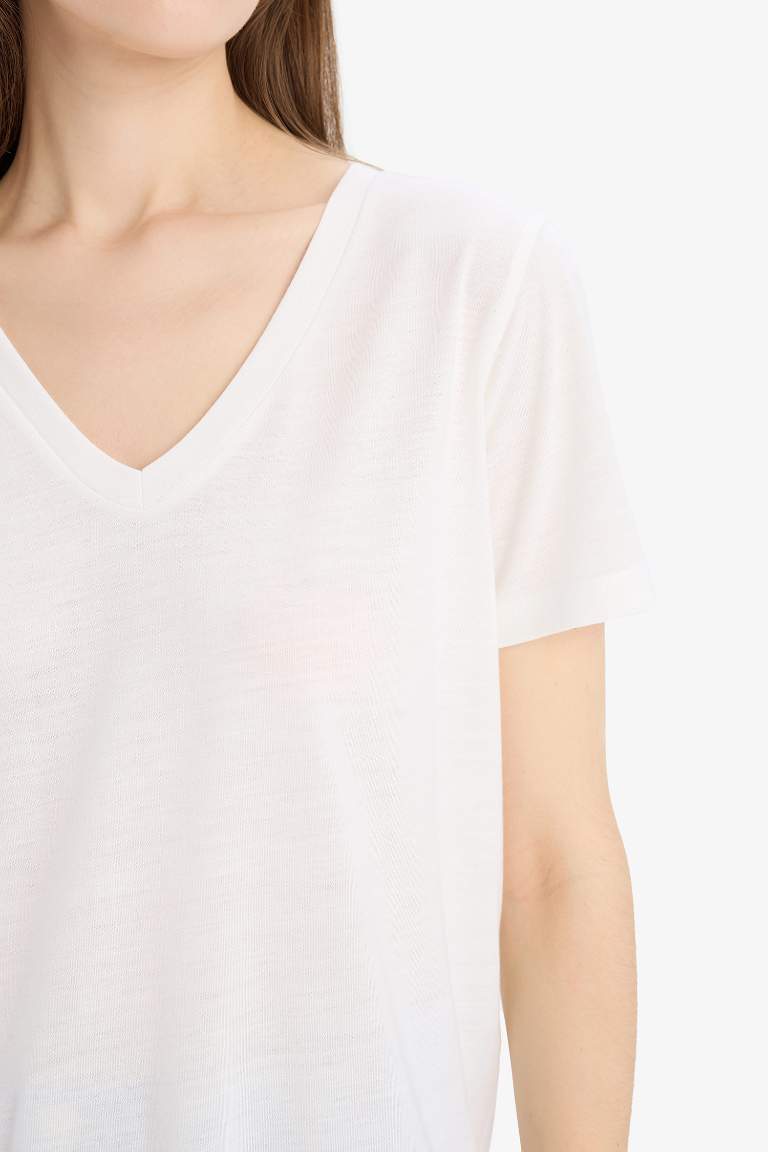 Regular Fit V Neck Basic T-Shirt