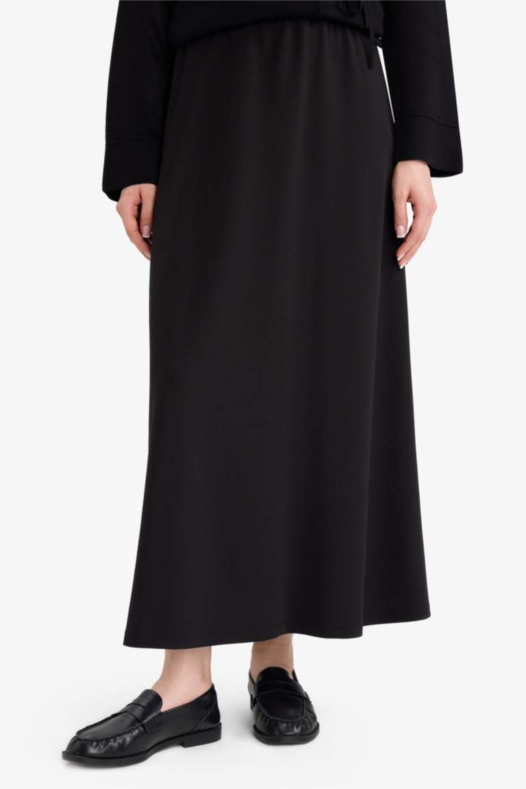A Kesim Krep Maxi Etek