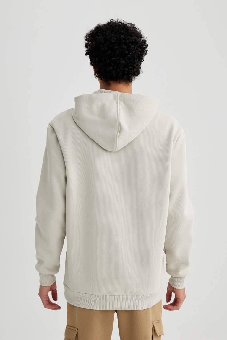 Regular Fit Kapüşonlu Baskılı Kanguru Cepli Sweatshirt