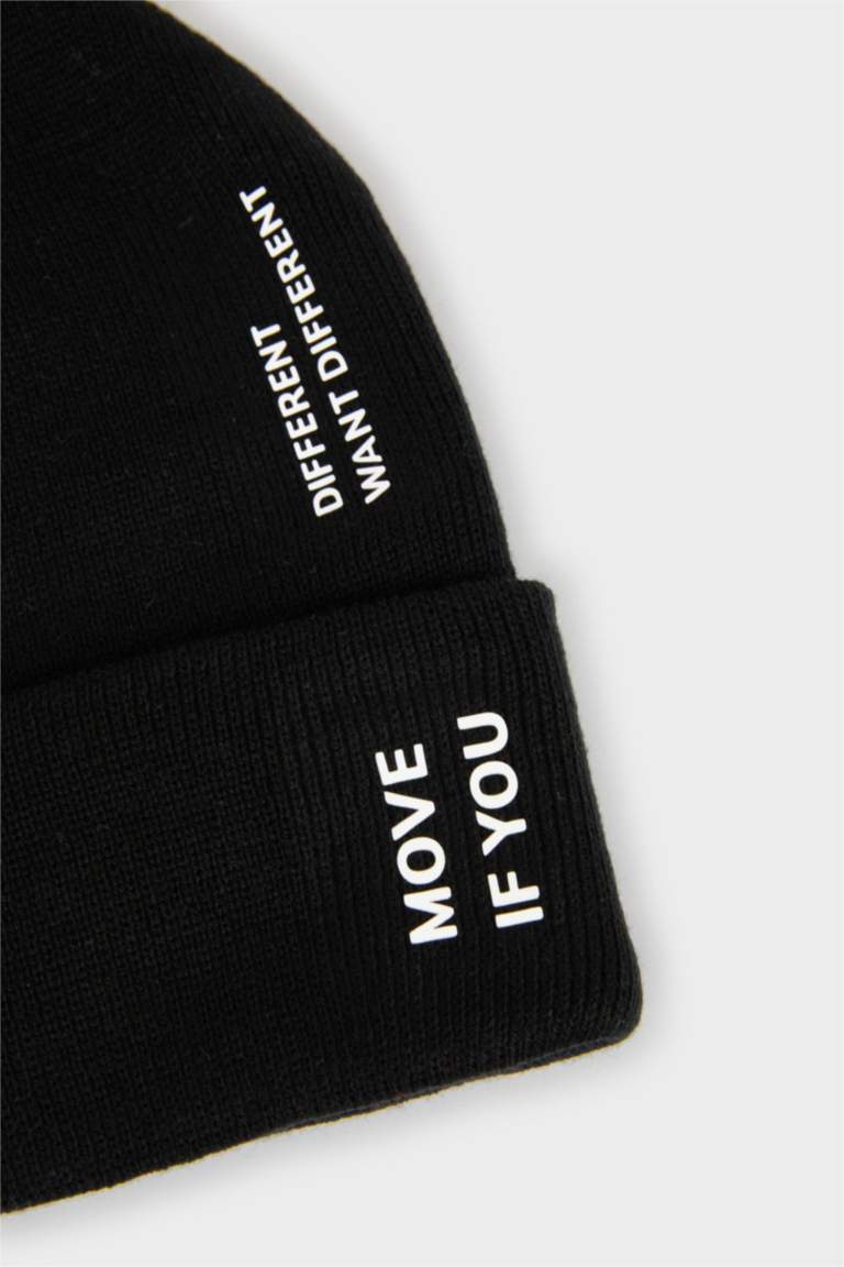 قبعة تريكو مطبوعة للرجال