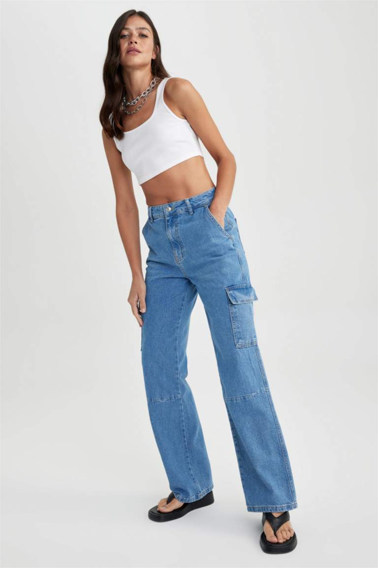 بنطلون جينز وايد ليج بجيب كارجو