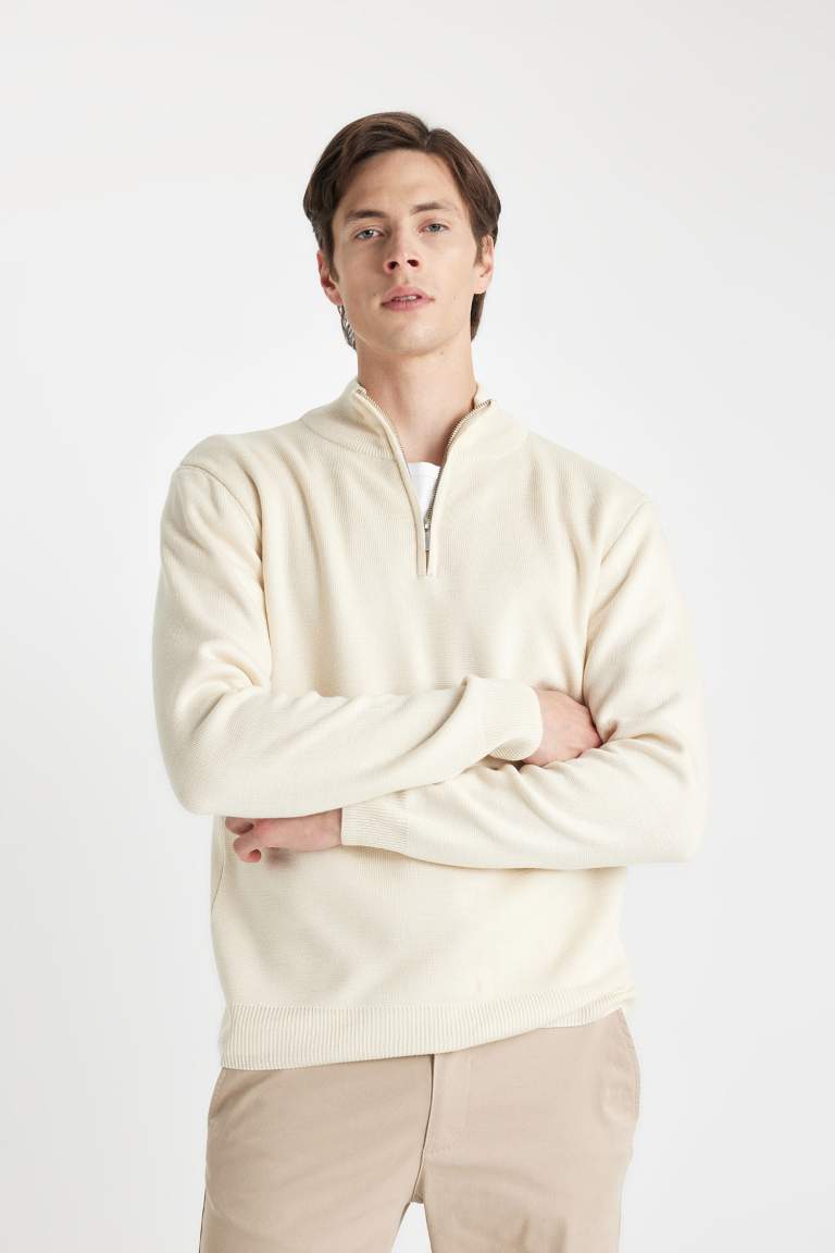 Standard Fit Half Zipper Pullover