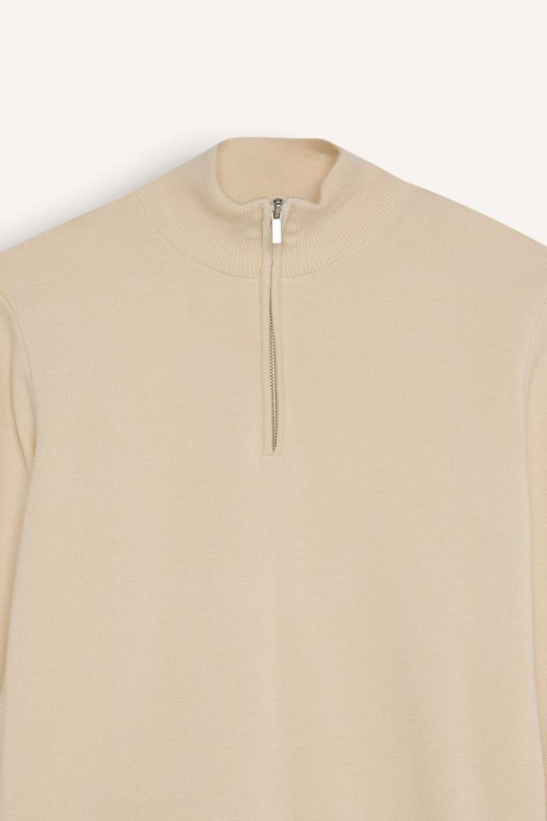 Standard Fit Half Zipper Pullover