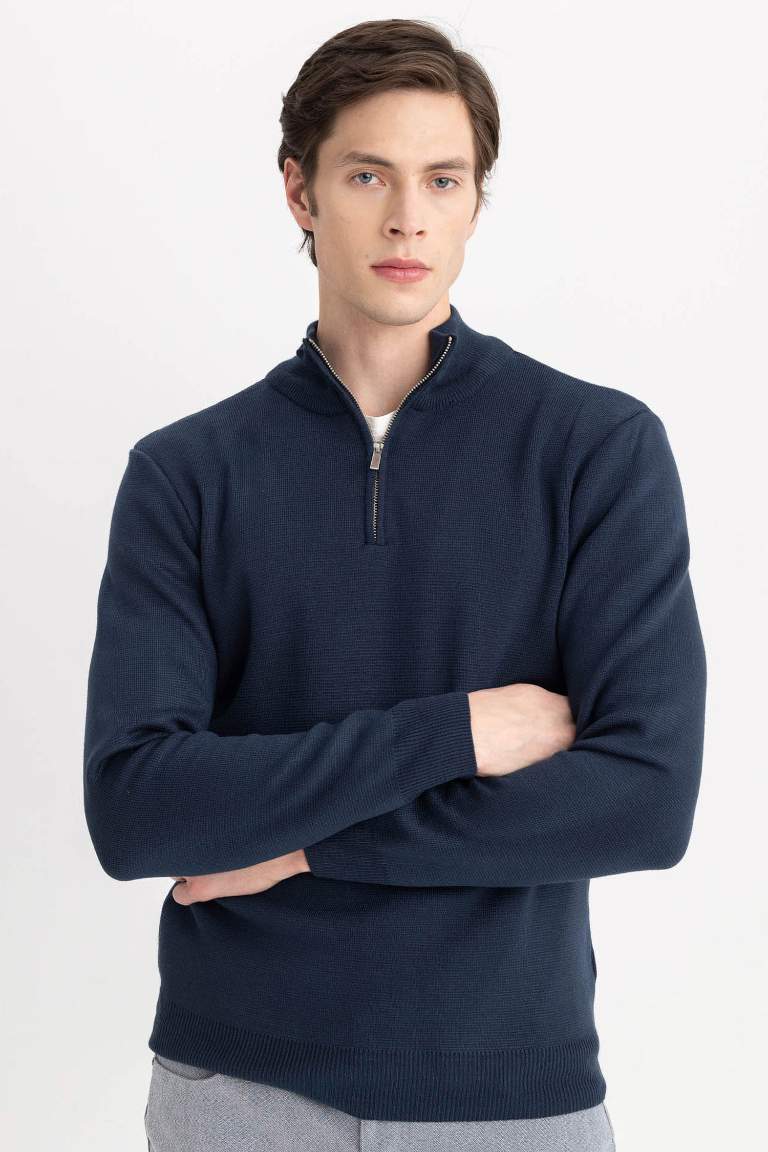 Standard Fit Zippered Basic Knitted Pullover