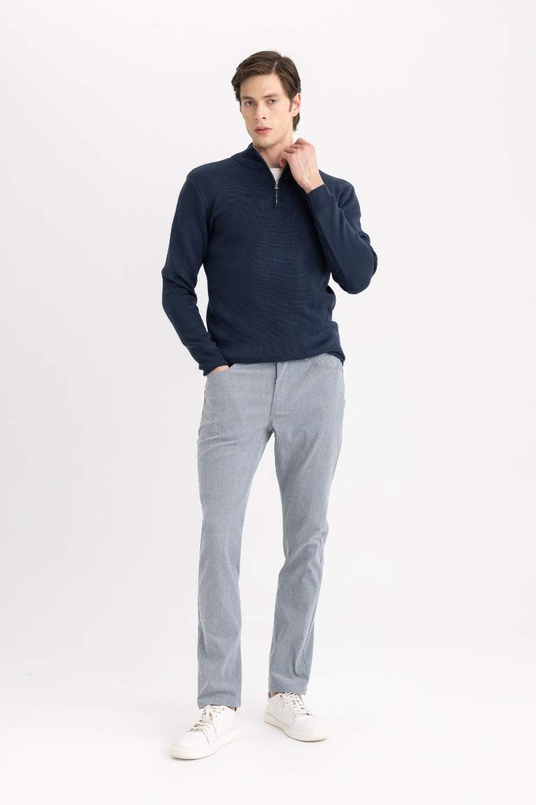 Standard Fit Zippered Basic Knitted Pullover