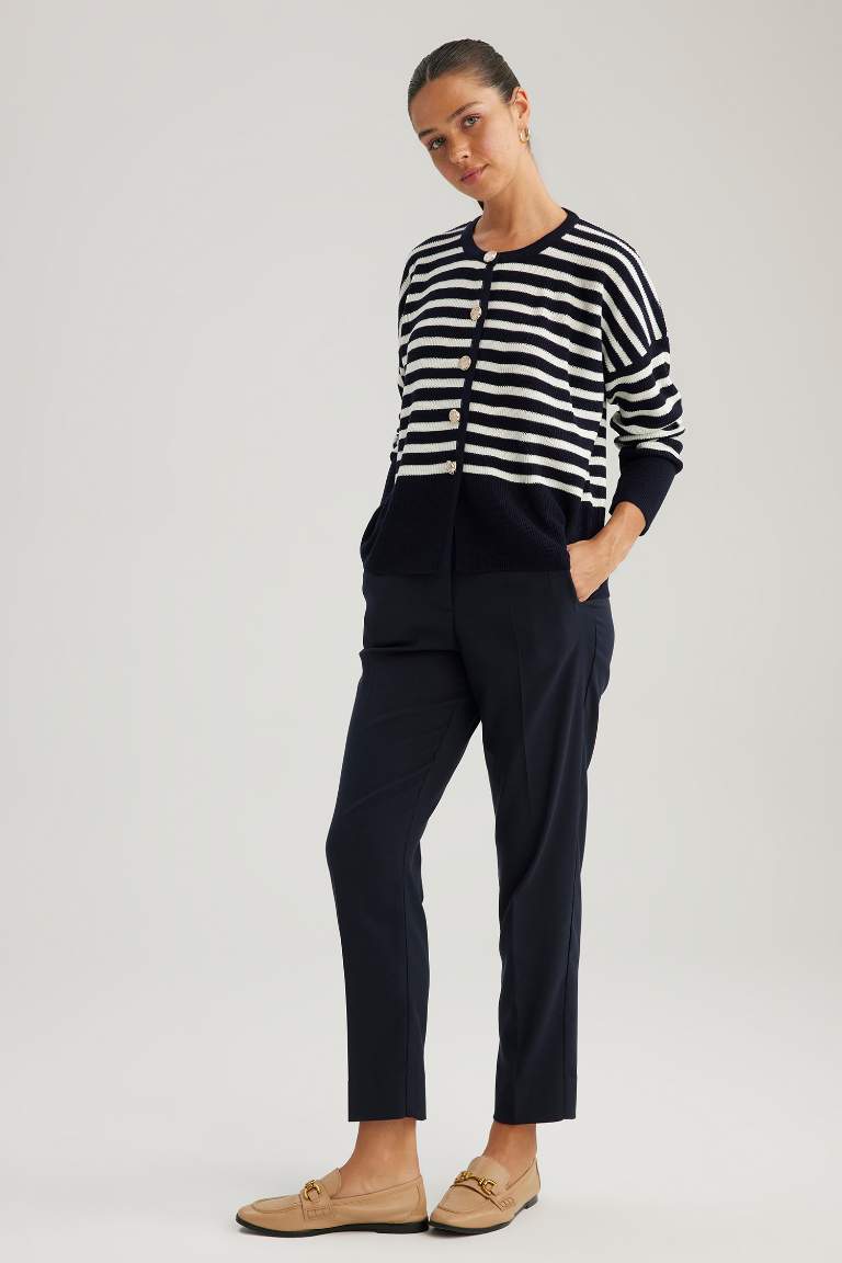 Kumaş Pantolon Slim Fit Dar Kesim Basic Düz Siyah Cepli Yüksek Bel Kısa Paça
