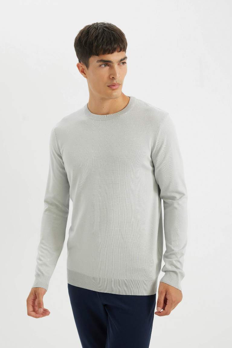 Standard Fit Crew Neck Basic Knitted Comfortable Pullover