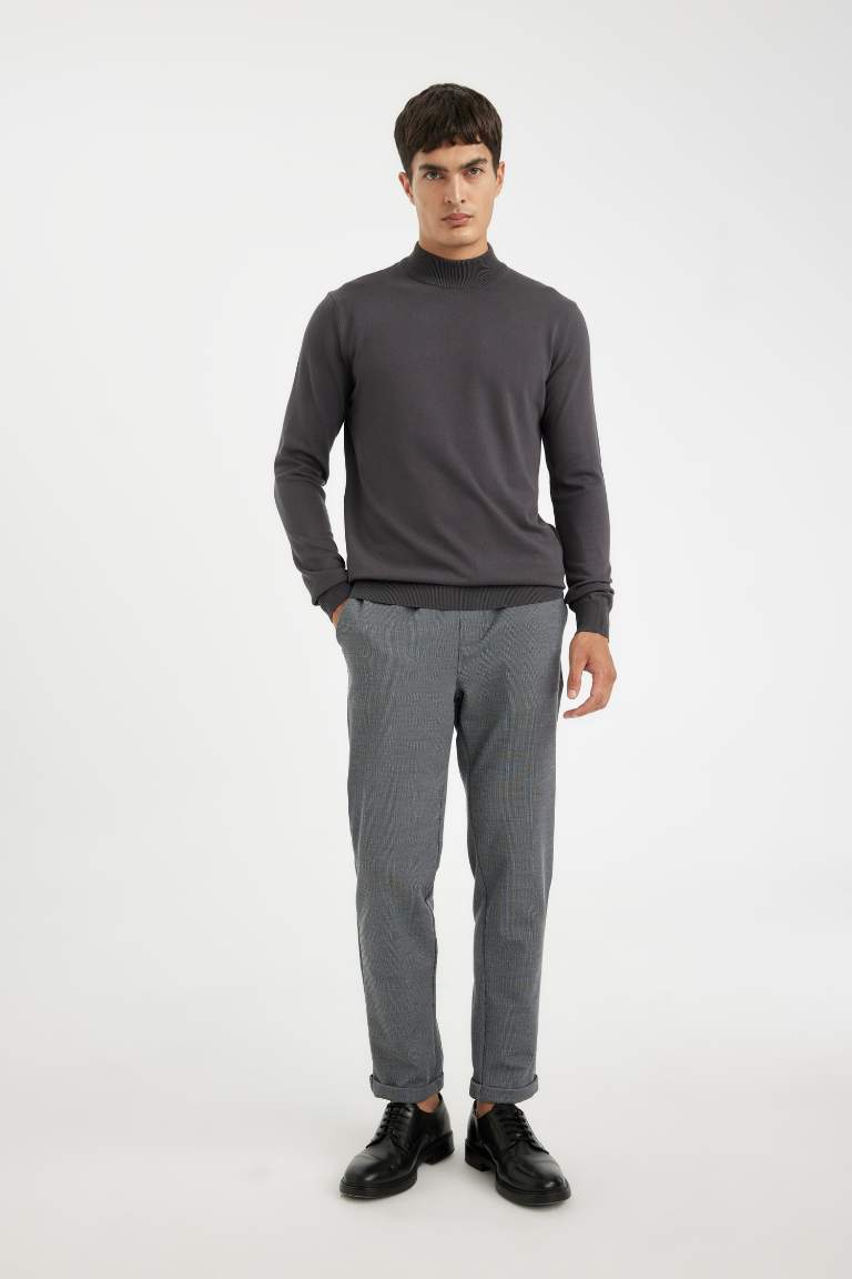 Standard Fit Half Turtleneck Basic Knitted Pullover