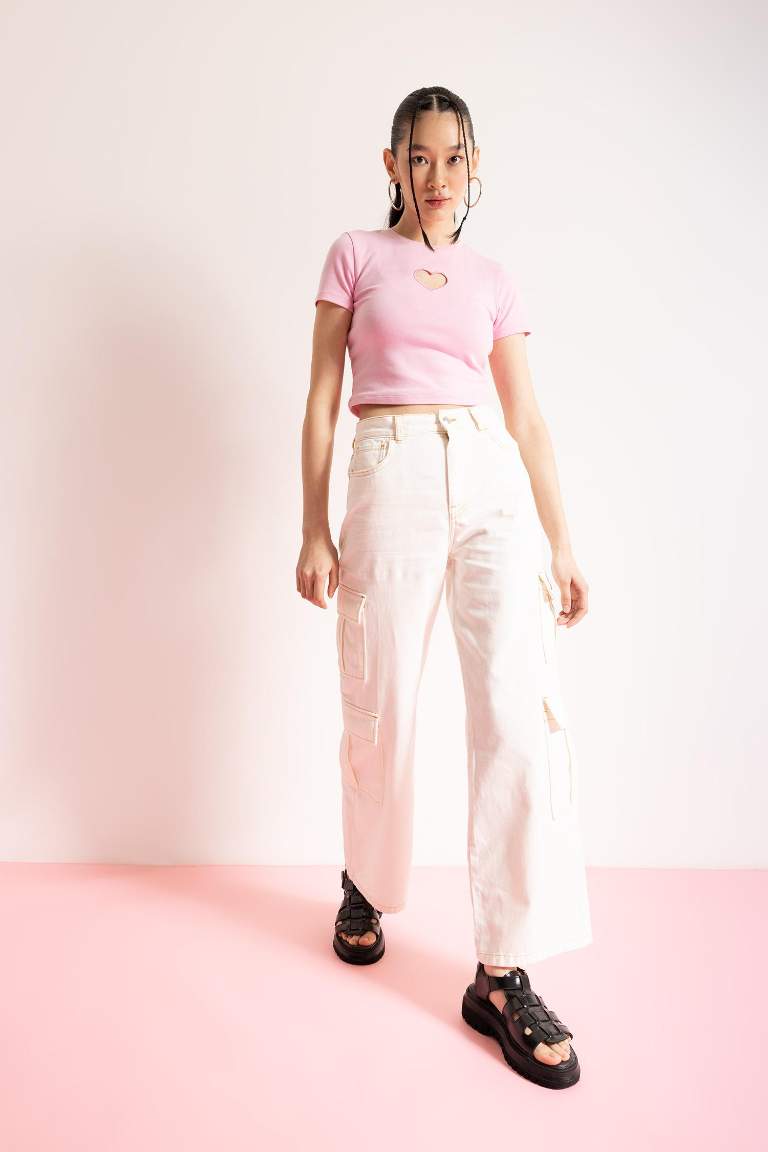 Coool Fitted Kalp Pencereli Kısa Kollu Tişört