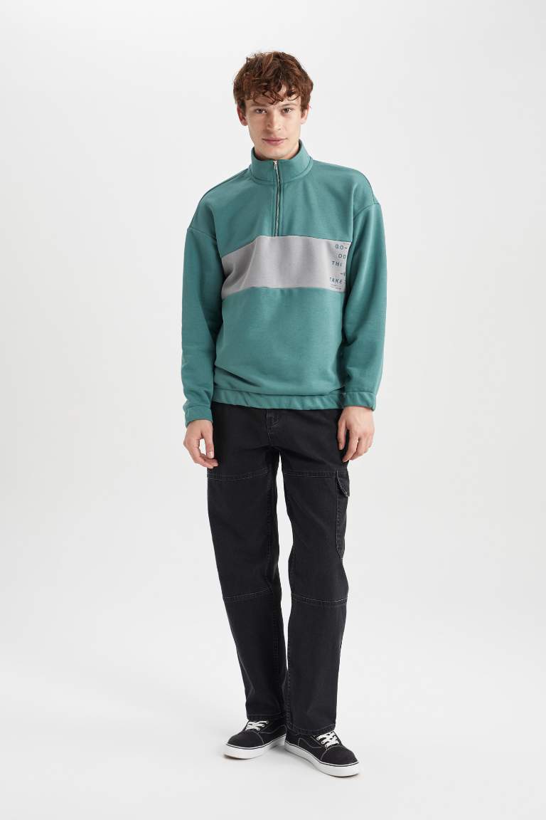 Oversize Fit Geniş Kalıp Dik Yaka Fermuarlı Baskılı Sweatshirt