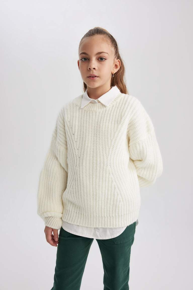 Girl Regular Fit Crew Neck Pullover