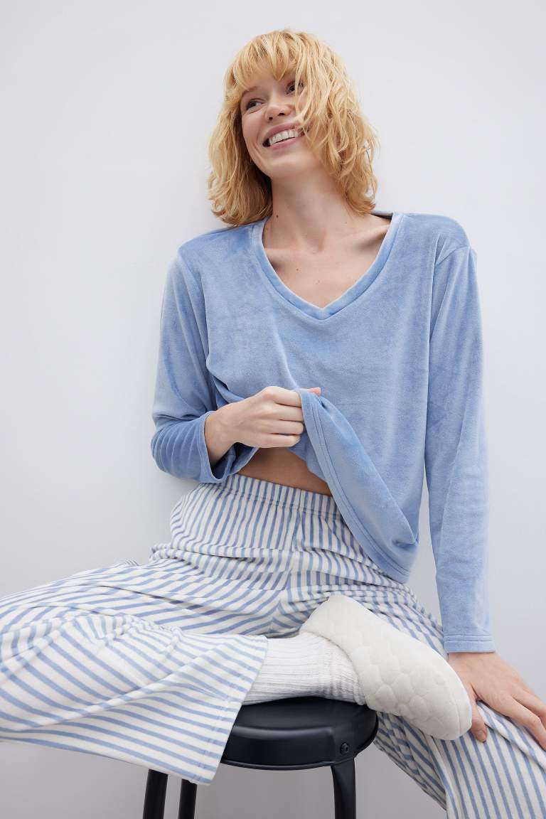 	Fall in Love Pijama Takım V Yaka Basic Düz Uzun Kollu Velur Üst Çizgili Beli Lastikli Alt