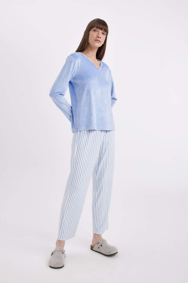 Pijama Takımı V Yaka Velur Uzun Kollu Üst Çizgili Beli Lastikli Alt-Fall in Love
