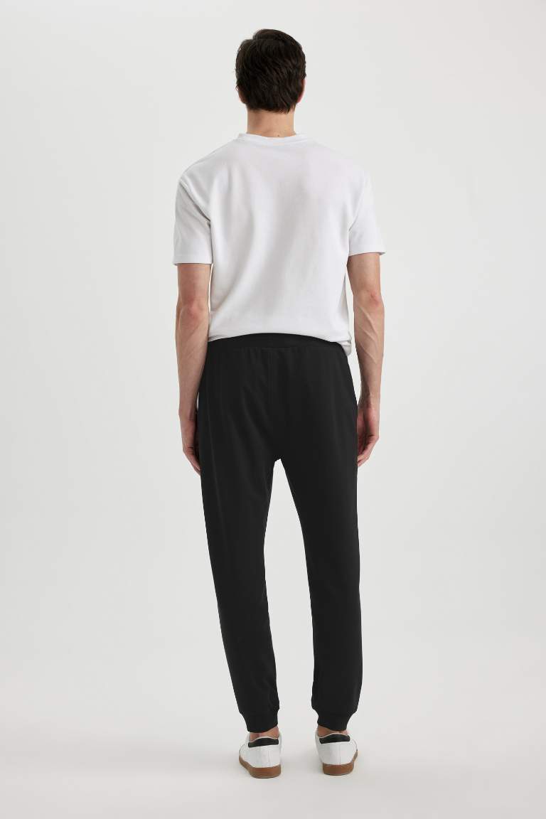 Slim Fit Rib Hem Sweatpants