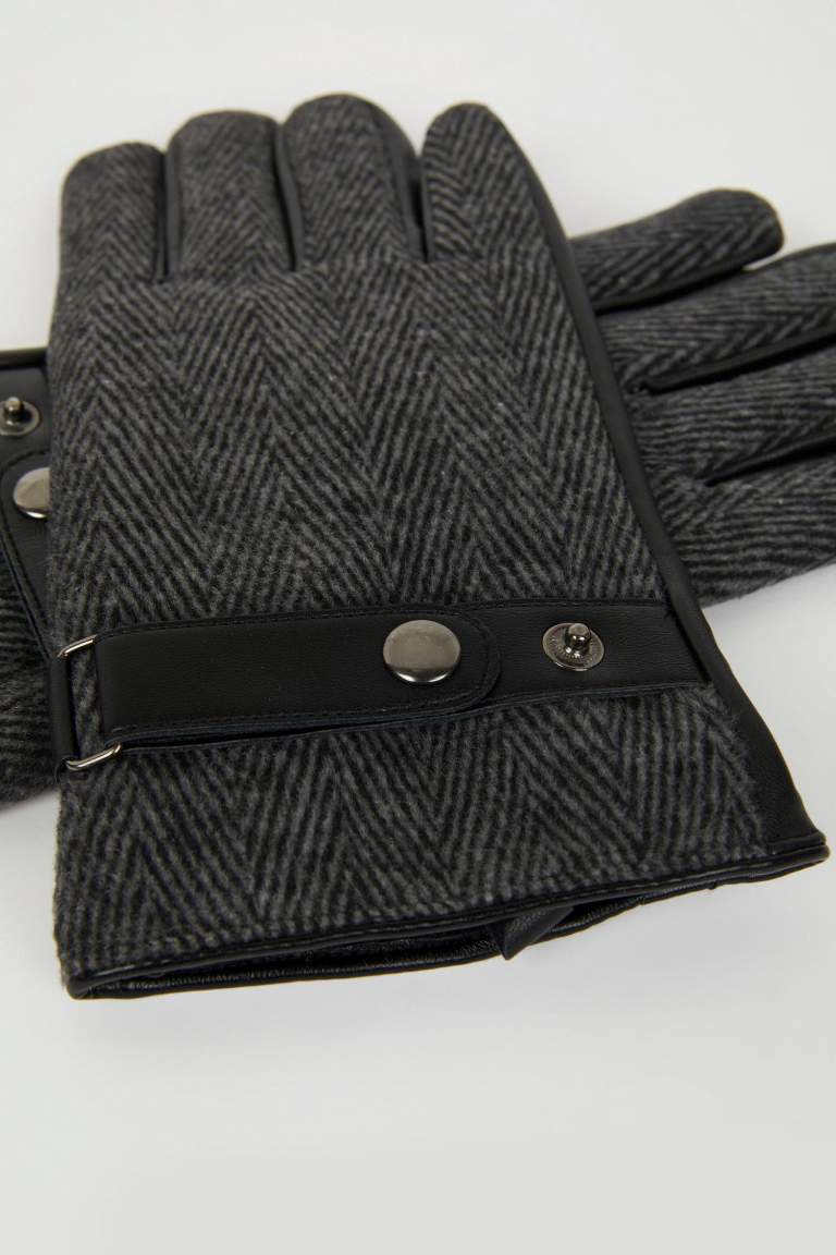 Man Faux Leather Gloves