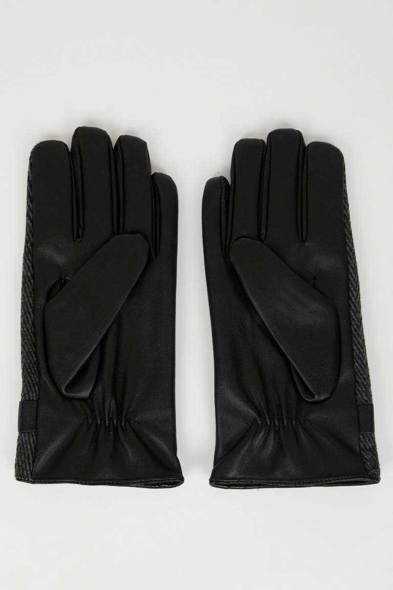 Man Faux Leather Gloves