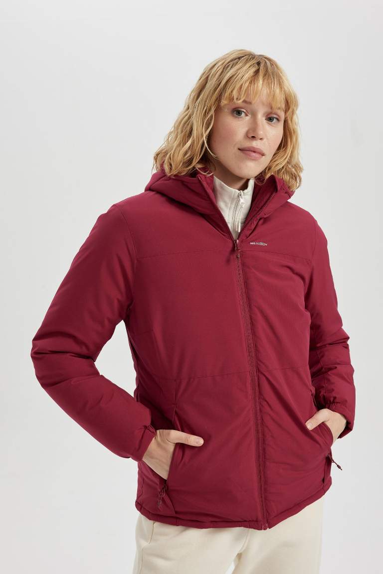 DeFactoFit Isıtıcılı Şişme Mont Su İtici Rüzgar Geçirmez Slim Fit Dar Kesim Kapüşonlu Polar Astarlı