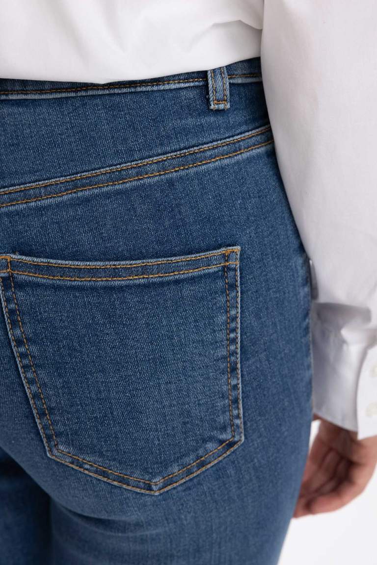 Anna Skinny Fit Yüksel Bel Dar Paça Cepli Bilek Boy Jean Pantolon