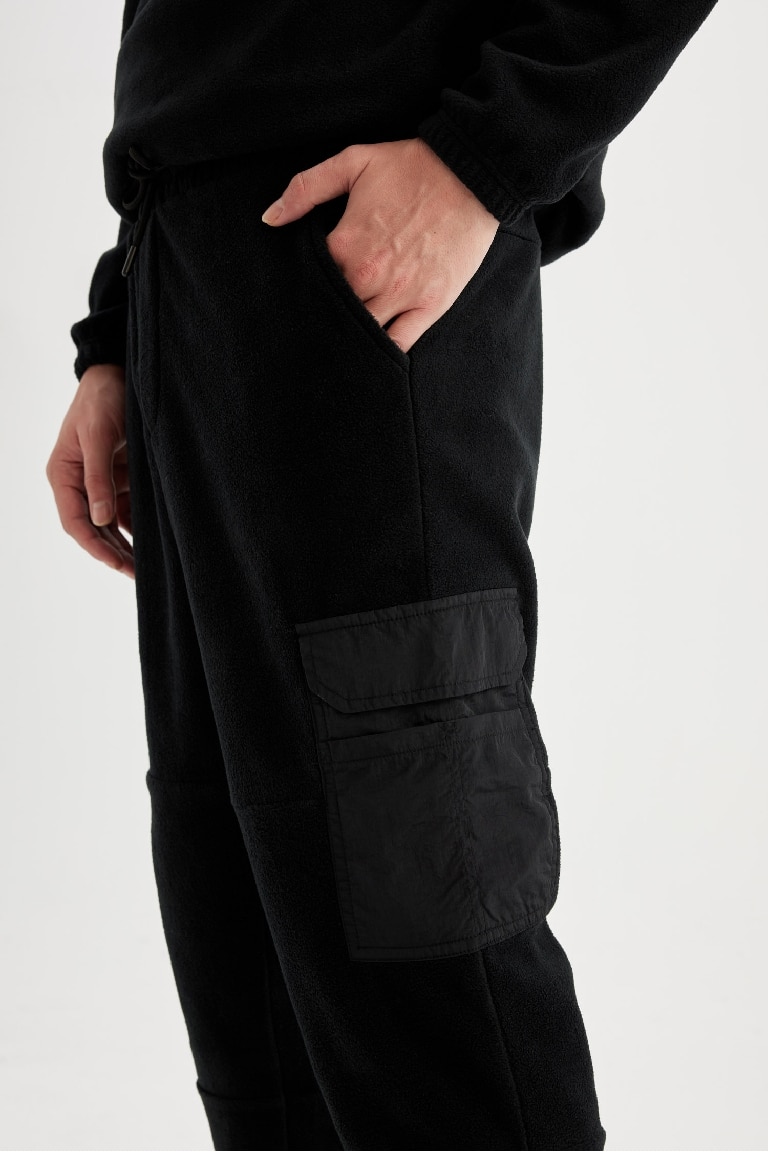 Black Regular Fit Cargo Polar Sweatpants