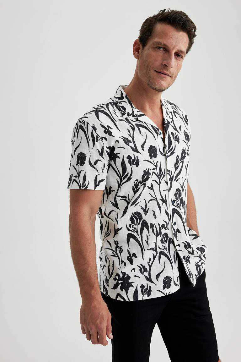 Regular Fit Resort Neck Woven Printed Short Sleeve Shirt