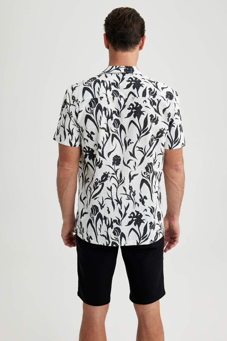 Regular Fit Resort Neck Woven Printed Short Sleeve Shirt