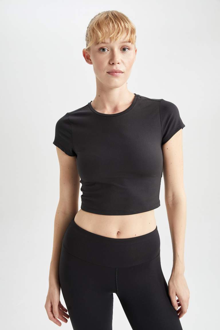 Crop Top Col Rond à Manches Courtes De Defactofit