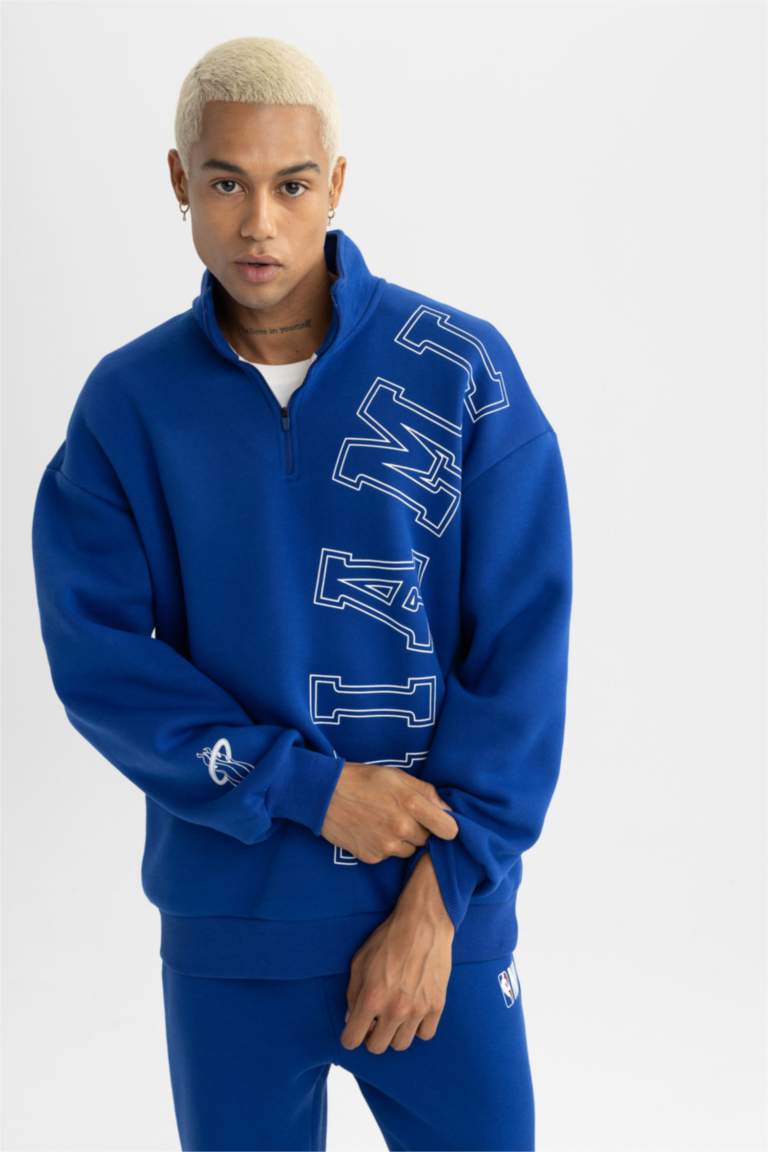 nike sweatshirt outfit