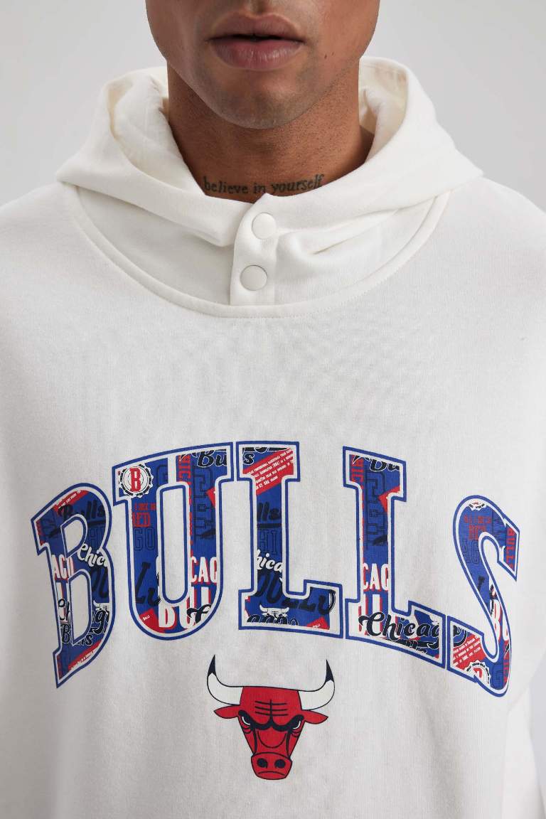 DeFactoFit NBA Chicago Bulls Comfort Fit Kapüşonlu Kalın Sweatshirt