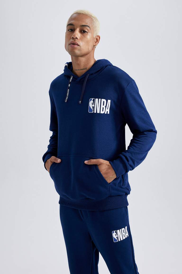 Sweat à Capuche Coupe Standard À Manches Longue De DefactoFit NBA