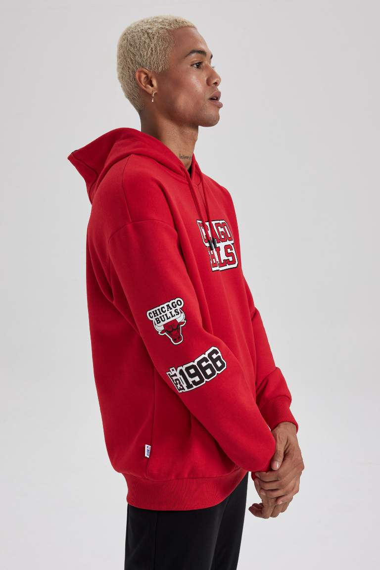 DeFactoFit NBA Chicago Bulls Boxy Fit Kapüşonlu Kalın Sweatshirt