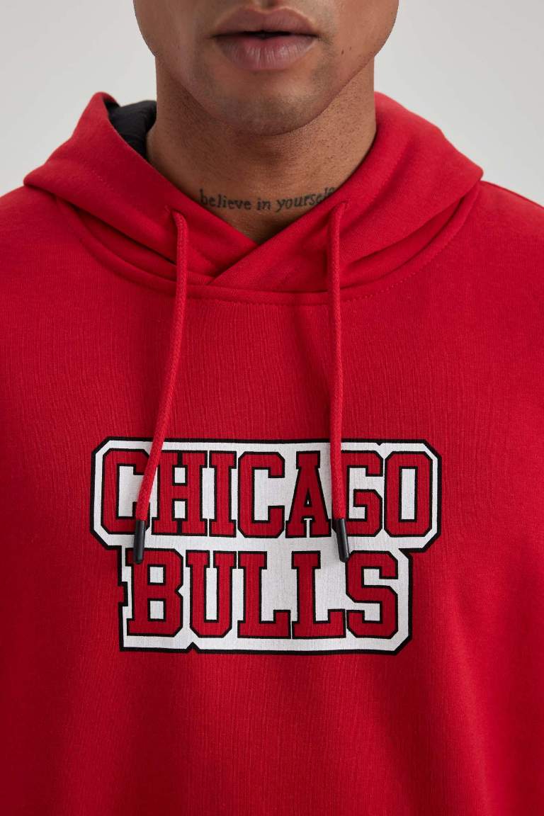 DeFactoFit NBA Chicago Bulls Boxy Fit Kapüşonlu Kalın Sweatshirt