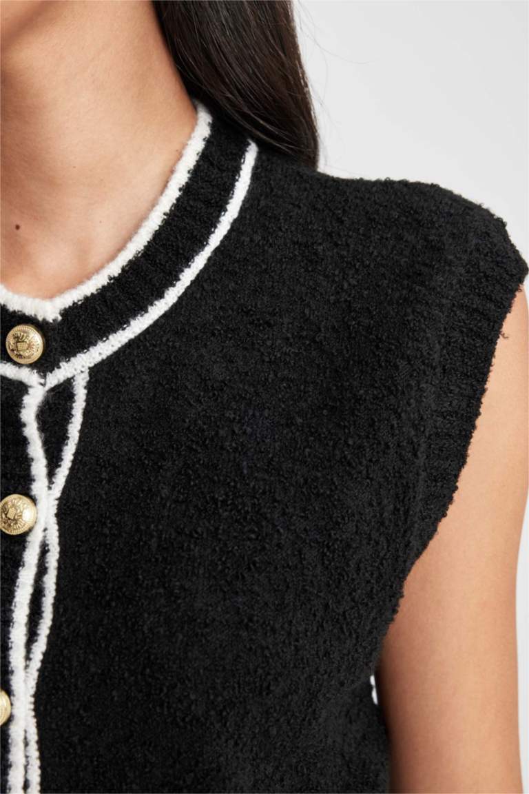 Relax Fit Crew Neck Vest