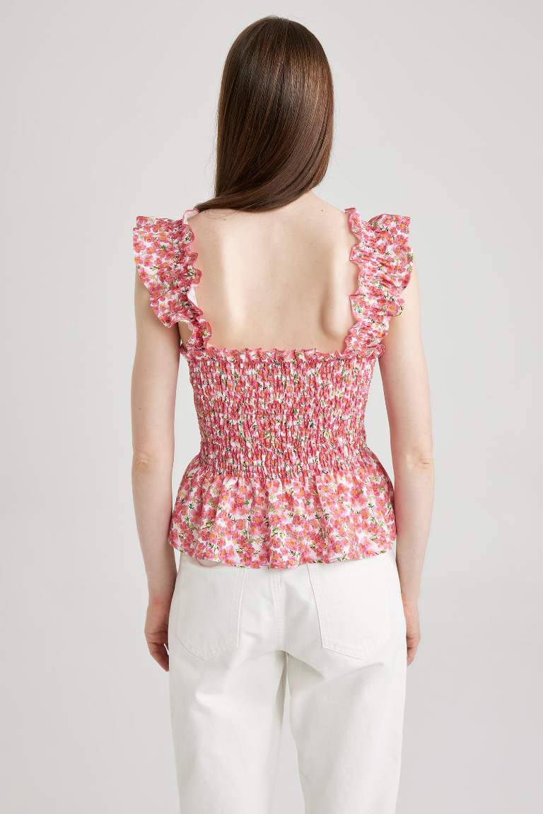 Slim Fit Strapless Sleeveless Blouse