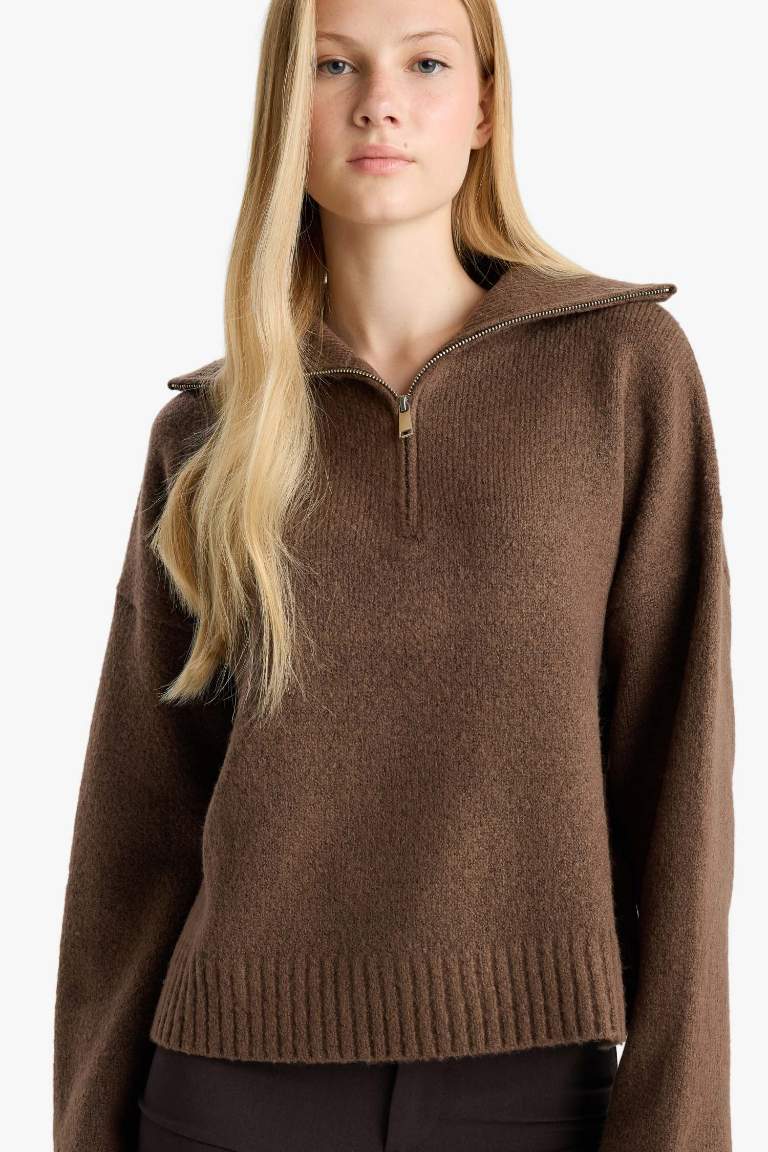 Oversize Geniş Kalıp Polo Yaka Yarım Fermuarlı Triko Kazak