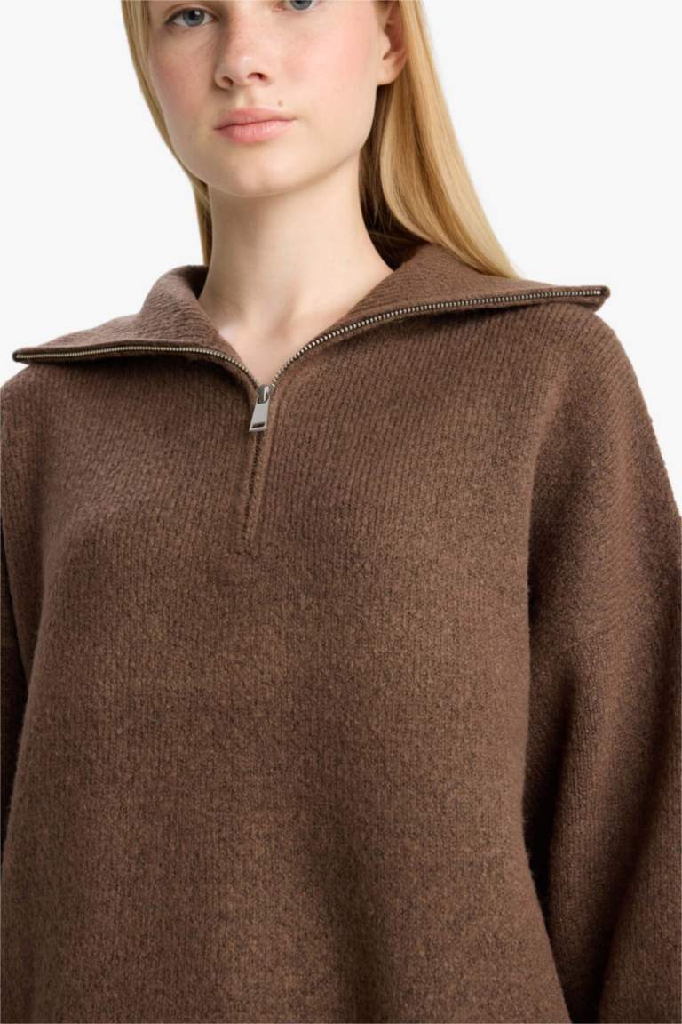 Oversize Geniş Kalıp Polo Yaka Yarım Fermuarlı Triko Kazak