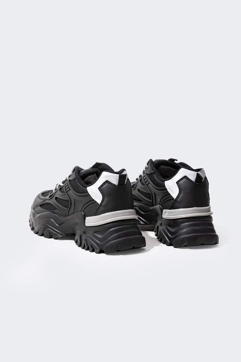 Woman Faux Leather Thick Sole Sport shoes