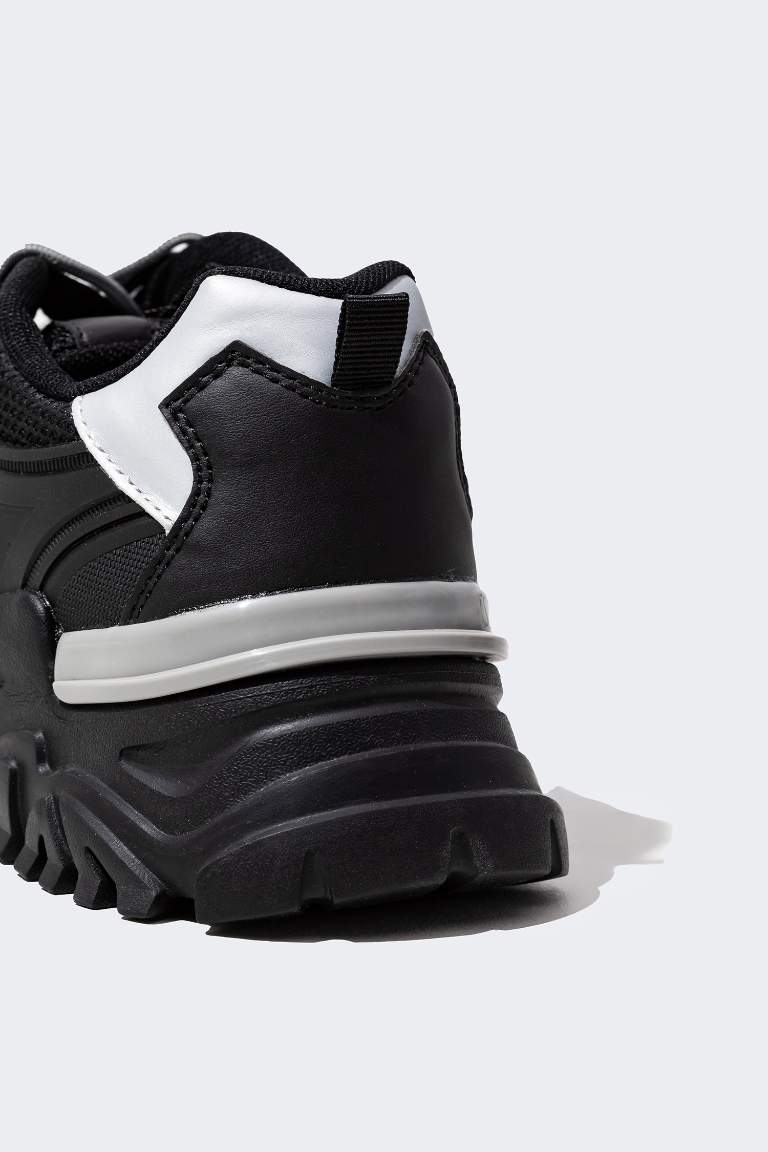 Woman Faux Leather Thick Sole Sport shoes