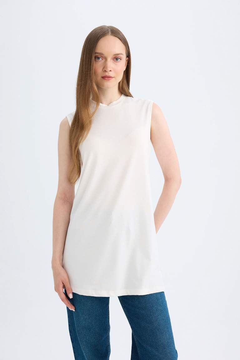 Regular Fit Crew Neck Sleeveless Basic Tunic