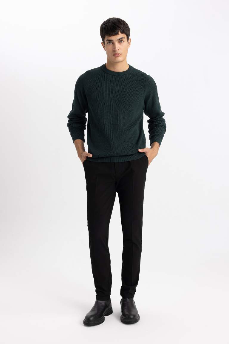 Standard Fit Crew Neck Basic Knitted Pullover