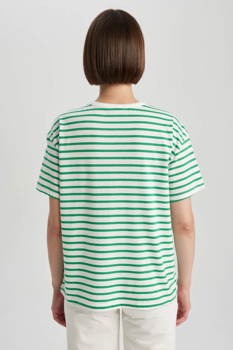 Oversize Fit Striped Crew Neck Short Sleeve T-Shirt