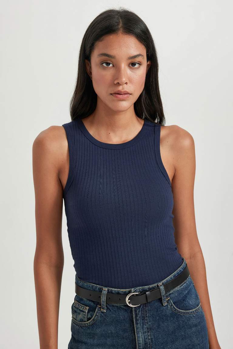 Slim Fit Dar Kesim Halter Yaka Fitilli Kaşkorse Atlet