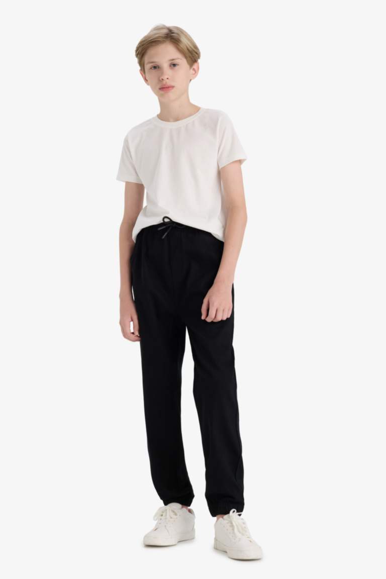Erkek Çocuk Beli Bağcıklı Lastikli Paça Cepli Basic Düz Siyah Jogger Gabardin Pantolon