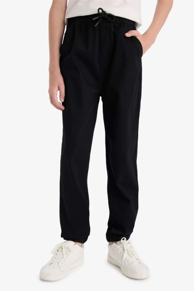 Erkek Çocuk Beli Bağcıklı Lastikli Paça Cepli Basic Düz Siyah Jogger Gabardin Pantolon