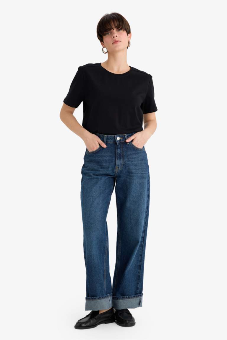 Regular Fit Bisiklet Yaka Basic Düz Premium Kısa Kollu Tişört