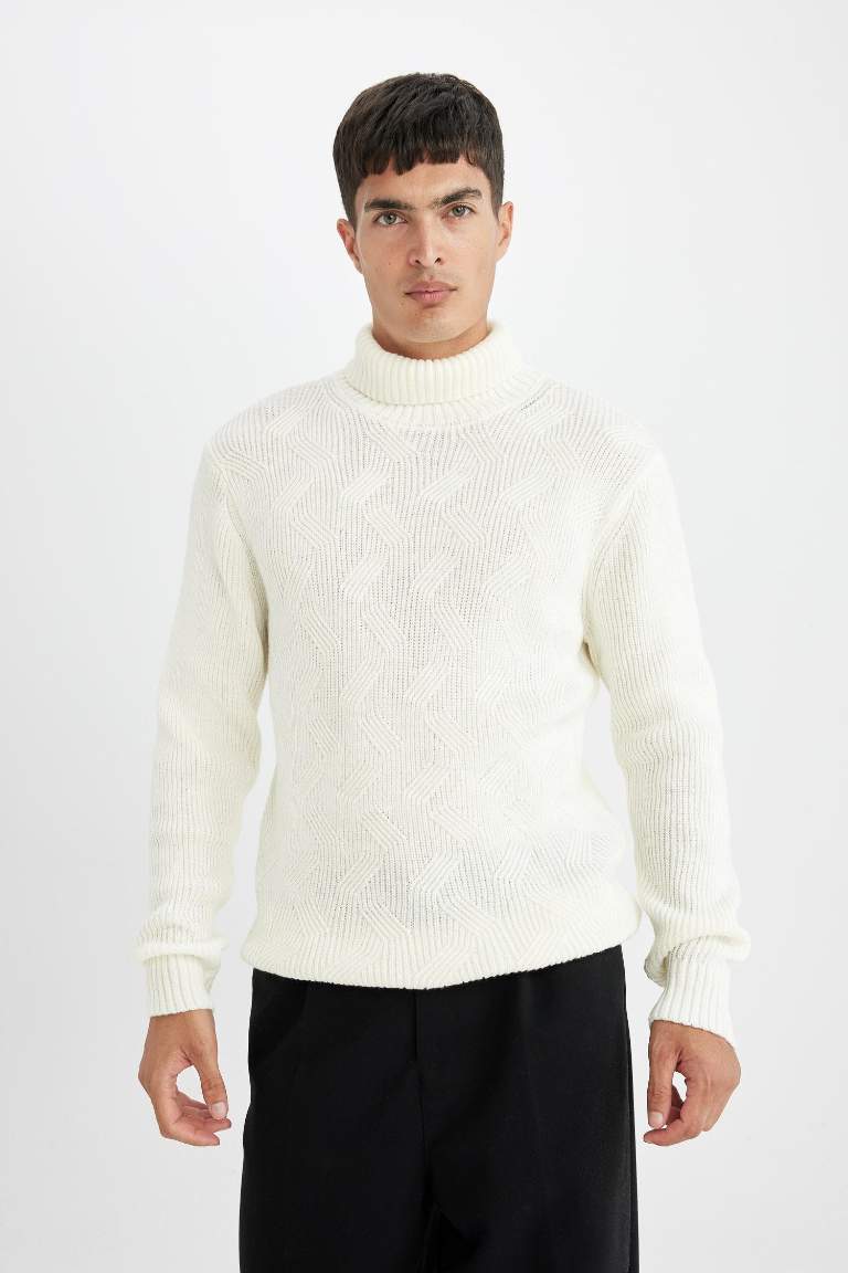 White Standard Fit Basic Knitwear Pullover