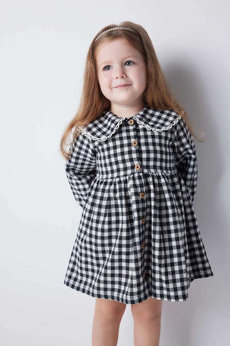 فستان كاروهات فلانيل قصة عادية كم طويل بياقة كبيرة