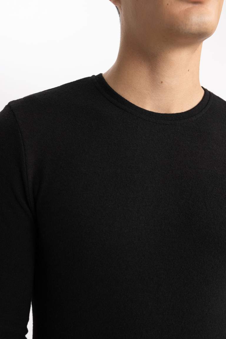 Slim Fit Dar Kesim Bisiklet Yaka Termal Üst