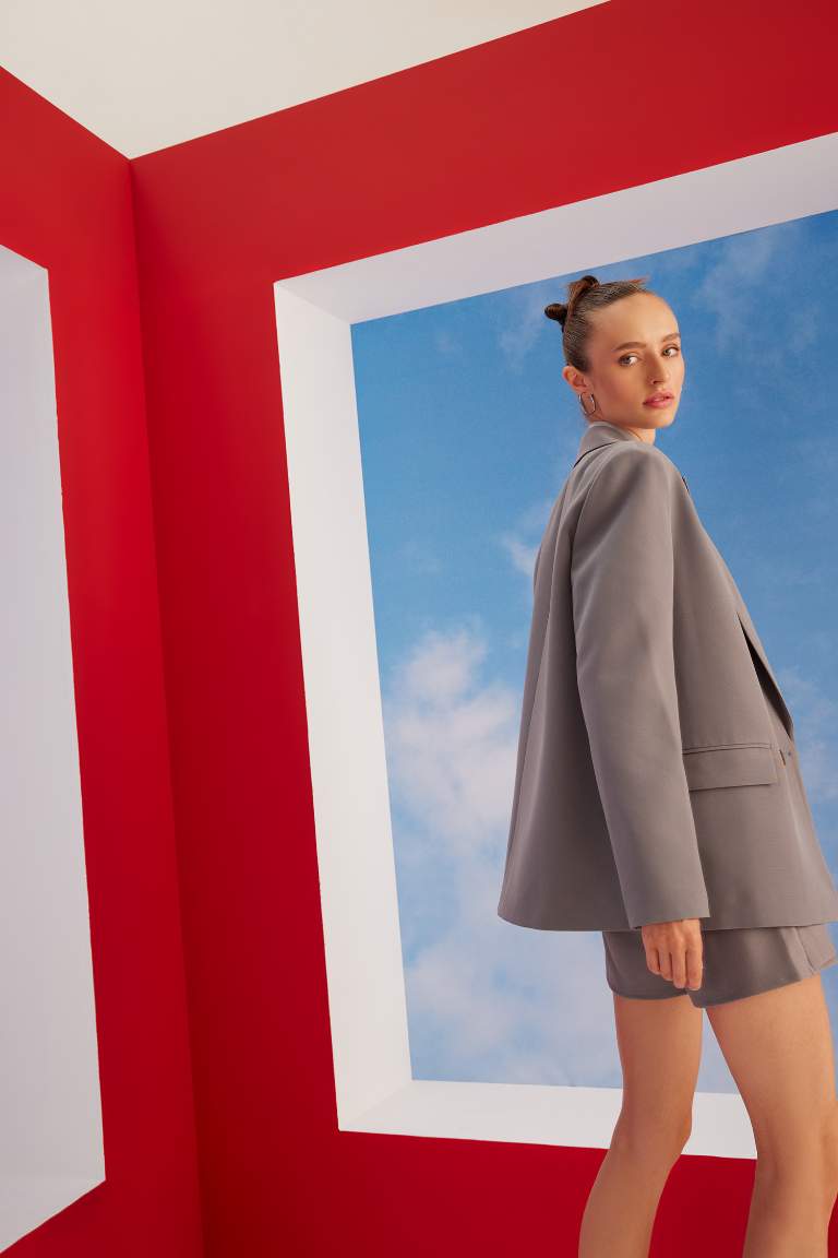 Oversize Geniş Kalıp Kruvaze Yaka Düğmeli Blazer Ceket