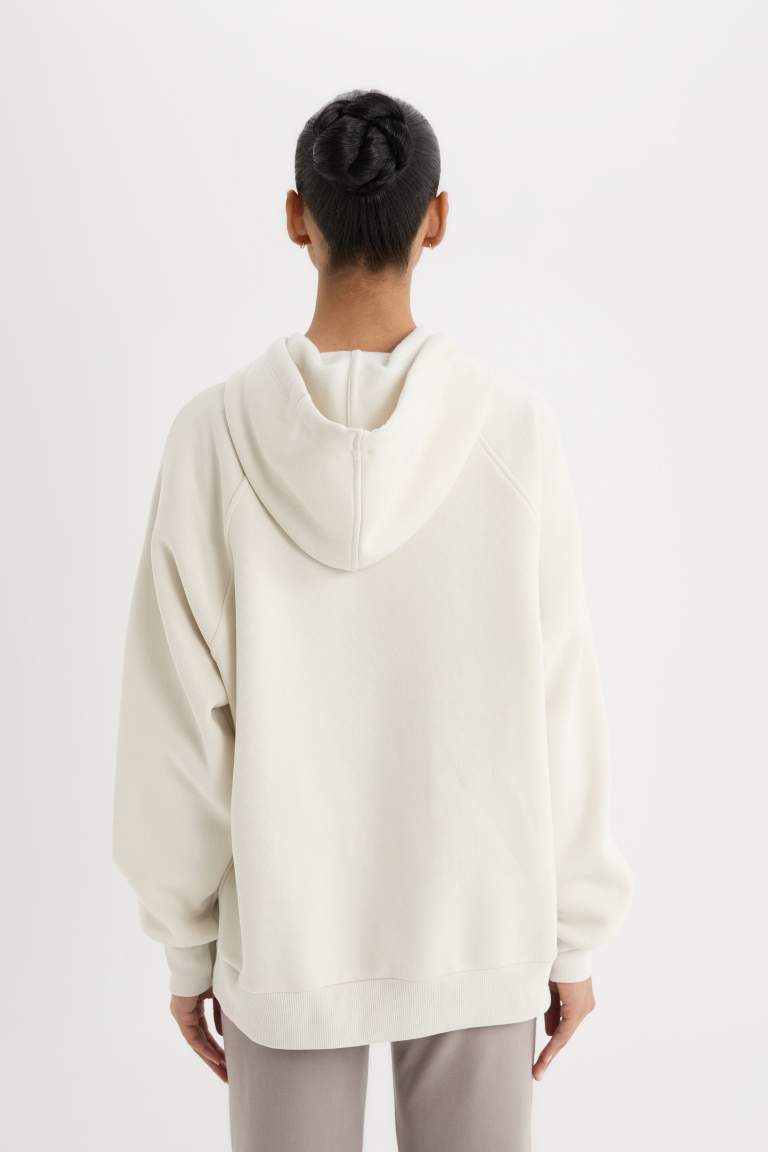 DeFactoFit Oversize Geniş Kalıp Kapüşonlu Kanguru Cepli Kalın Sporcu Sweatshirt