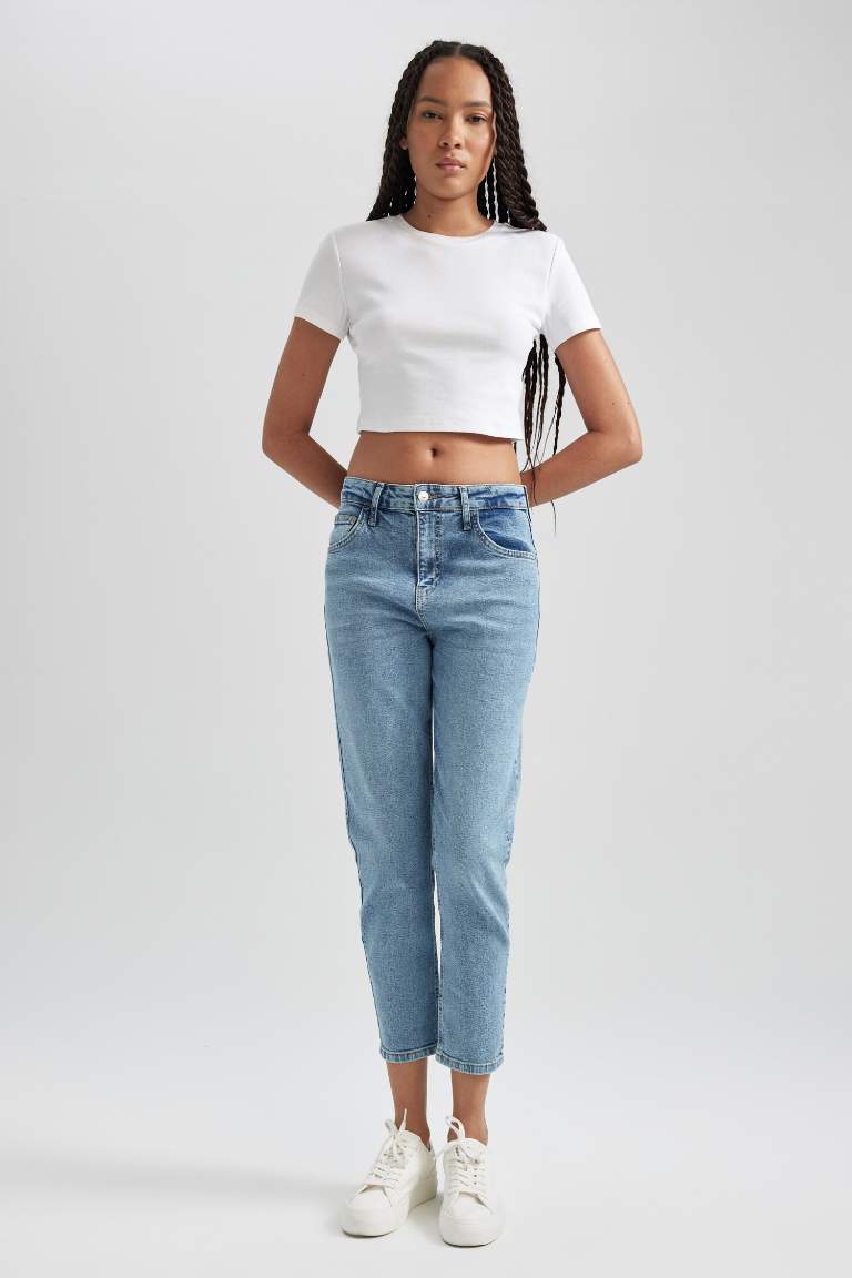 Lina Comfort Mom Fit Yüksek Rahat Kalıp Hafif Dar Paça Bel Bilek Boy Jean Pantolon